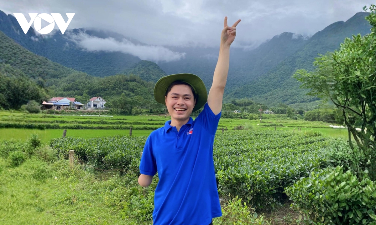 Chàng trai 1 tay sống đẹp và dấn thân